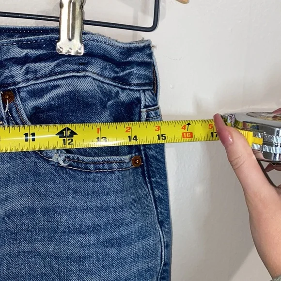 🎱Abercrombie & Fitch Annie Girlfriend style ripped jeans! - Picture 6 of 8